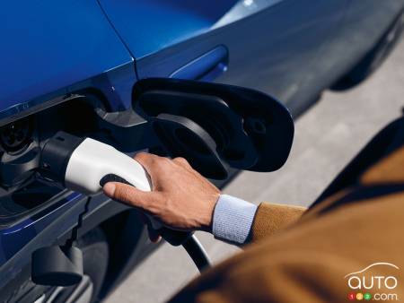 Volkswagen ID.4, charging